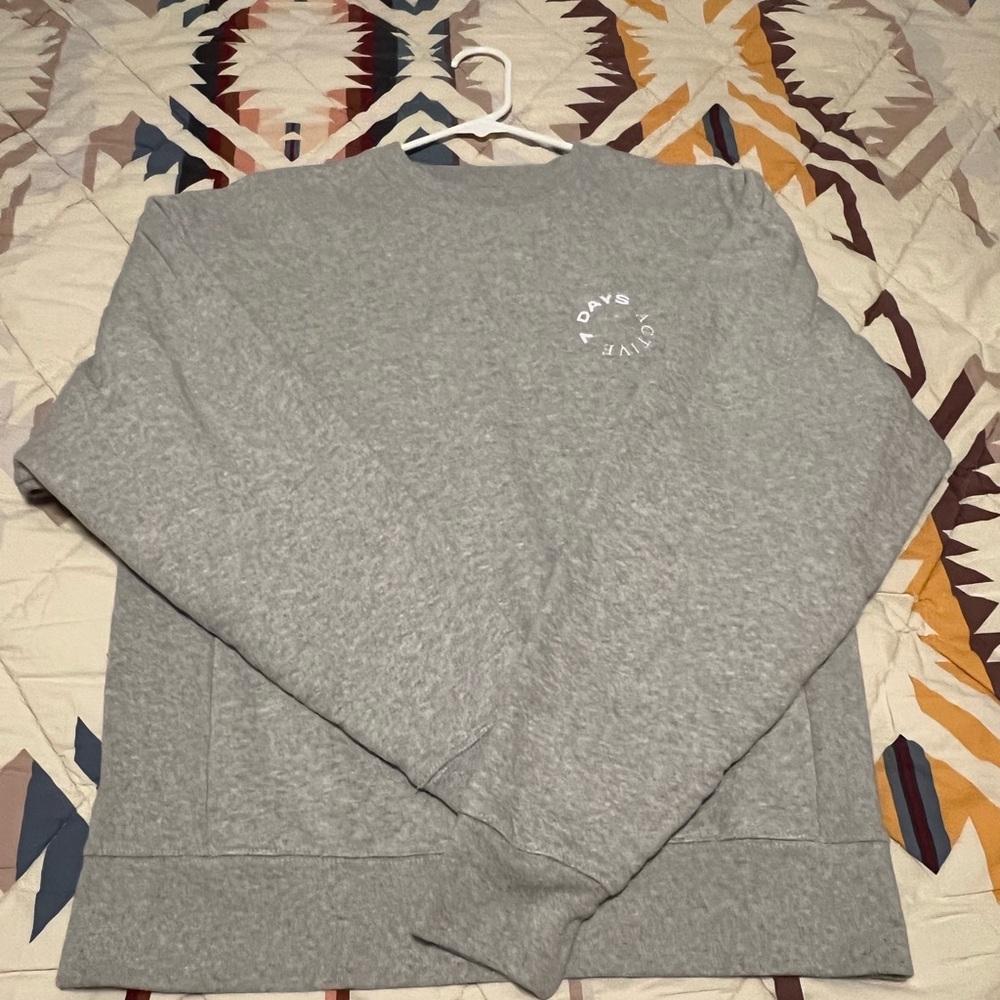EUC 7 Days Active Monday Sweatshirt SMALL